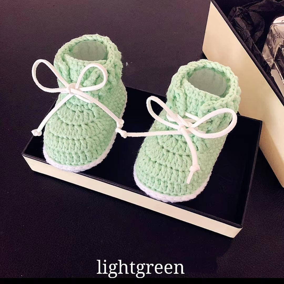 0-1 Year Old Baby Shoes Hand Woven Woollen Lace Shoes,Soft Bottom, High Shoes, Spring and Autumn Money.