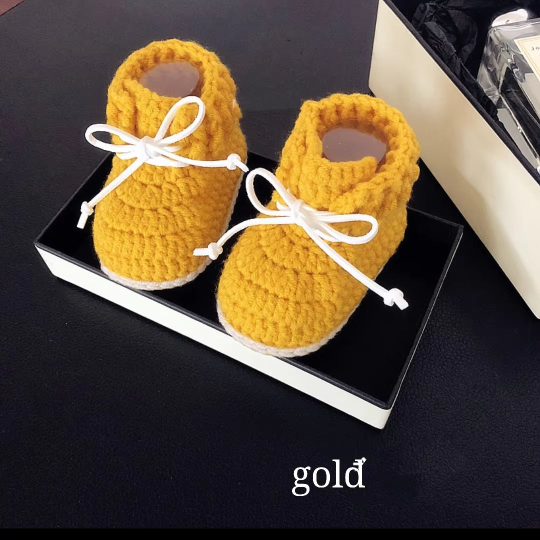 0-1 Year Old Baby Shoes Hand Woven Woollen Lace Shoes,Soft Bottom, High Shoes, Spring and Autumn Money.
