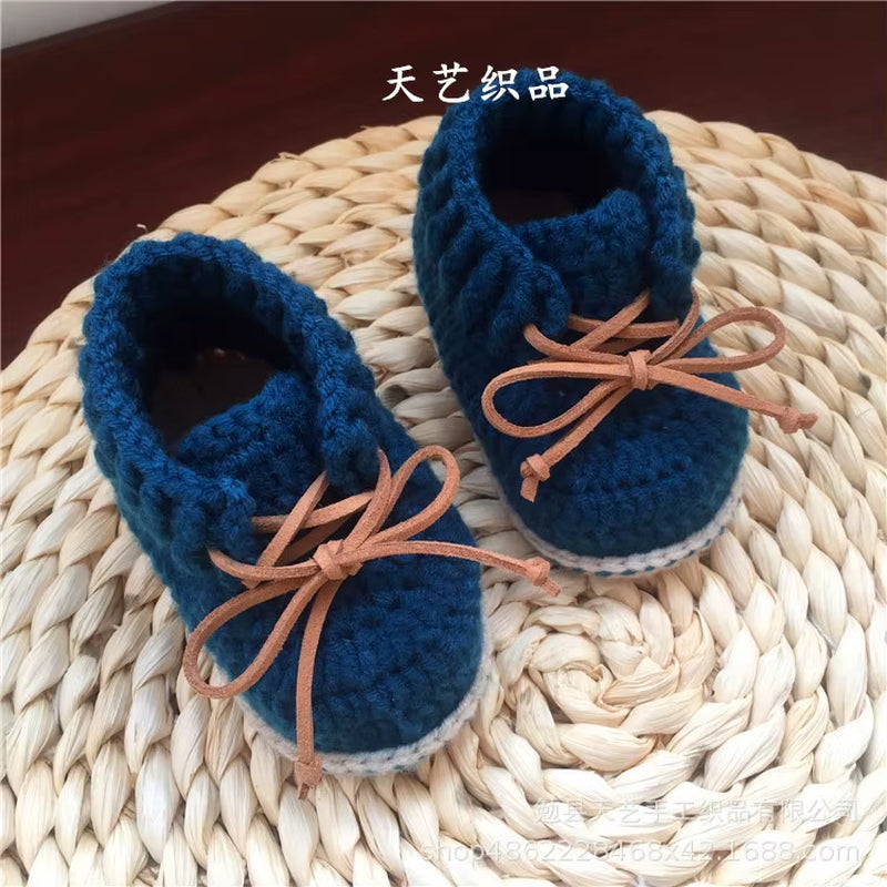 0-1 Year Old Baby Shoes Hand Woven Woollen Lace Shoes,Soft Bottom, High Shoes, Spring and Autumn Money.