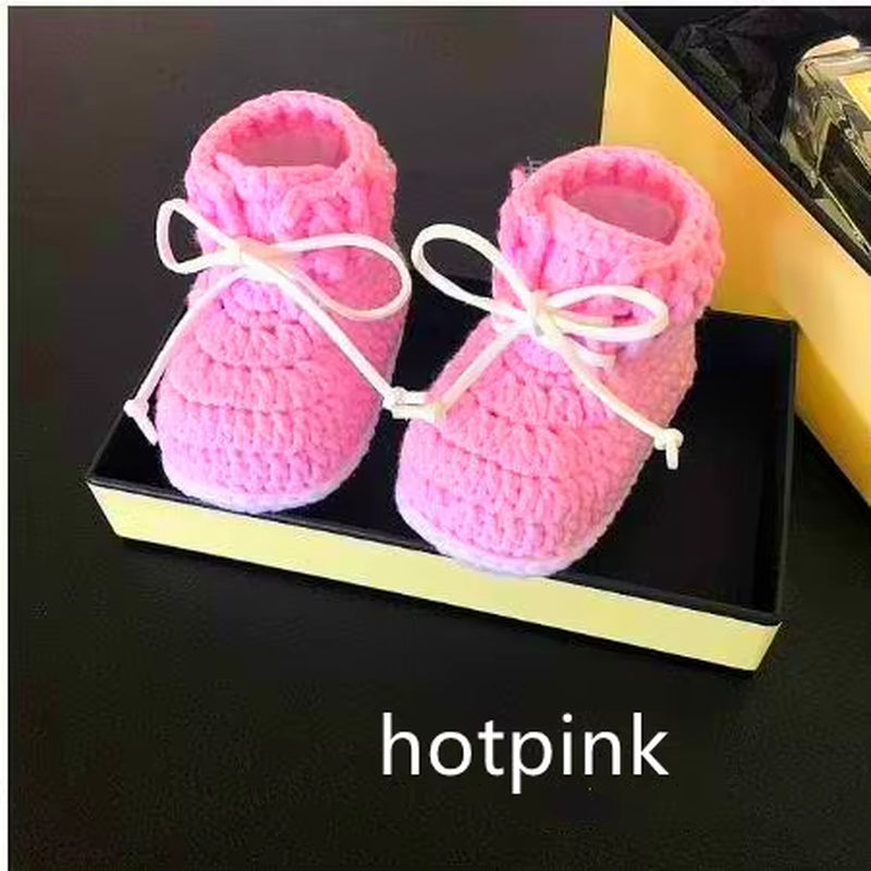 0-1 Year Old Baby Shoes Hand Woven Woollen Lace Shoes,Soft Bottom, High Shoes, Spring and Autumn Money.